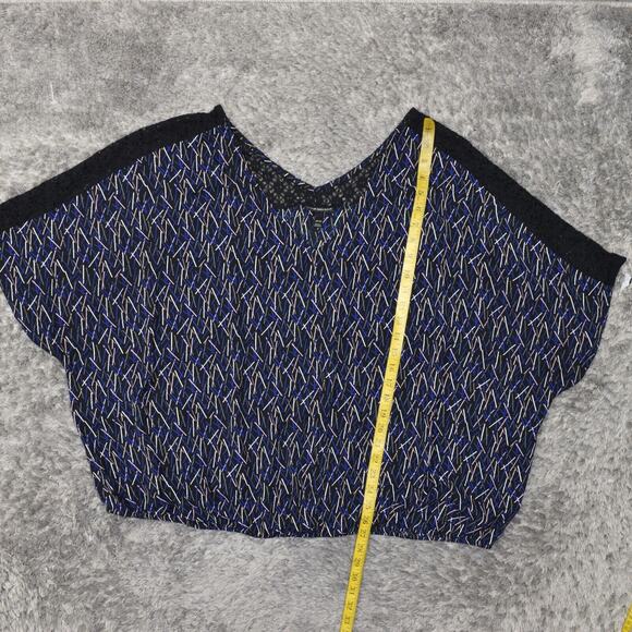 Lane Bryant Women's Plus Size 22/24 Blouse Top Short Sleeve Blue Geometric Polye - Picture 8 of 8